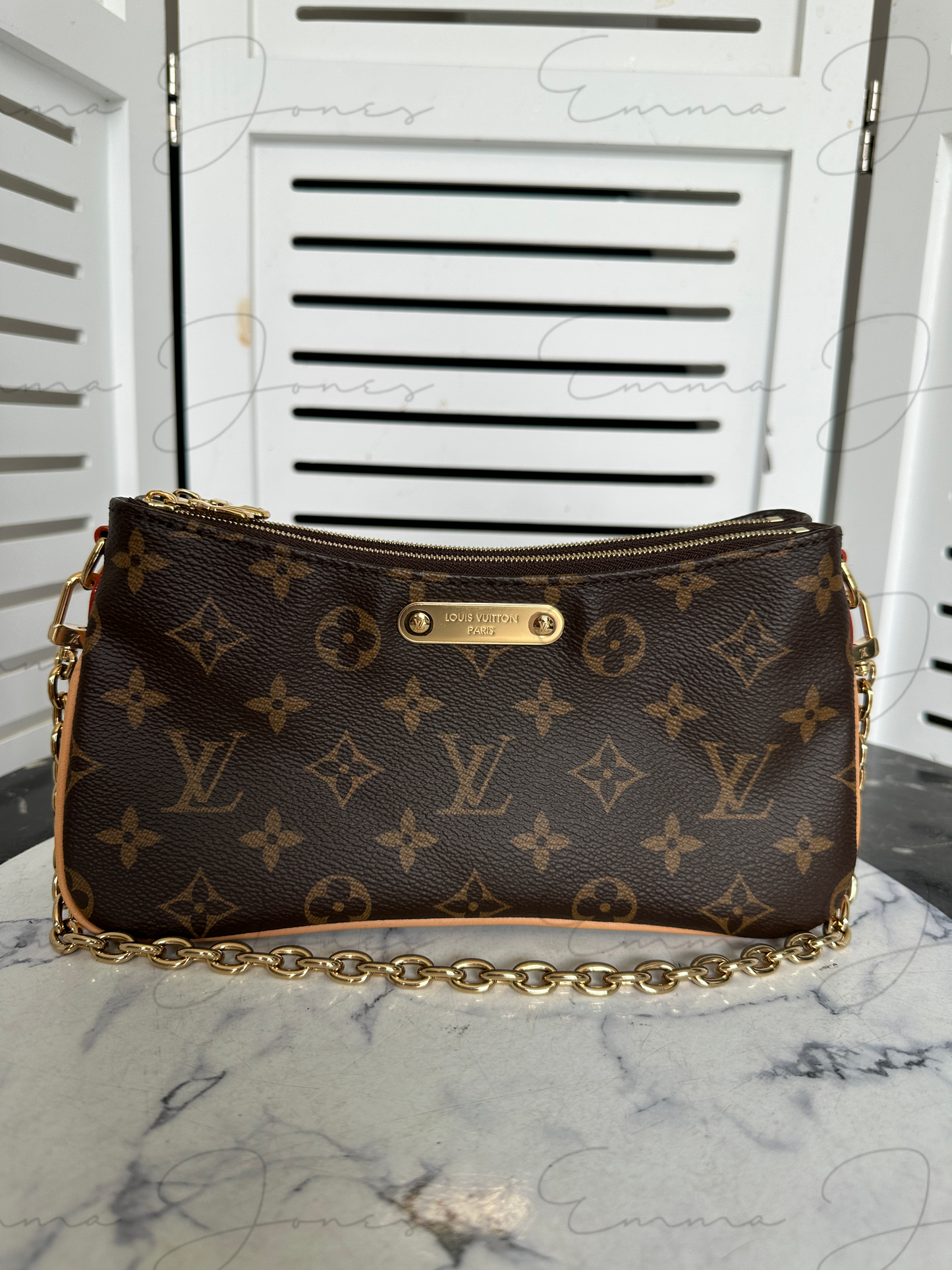 Louis Vuitton Liv Pochette