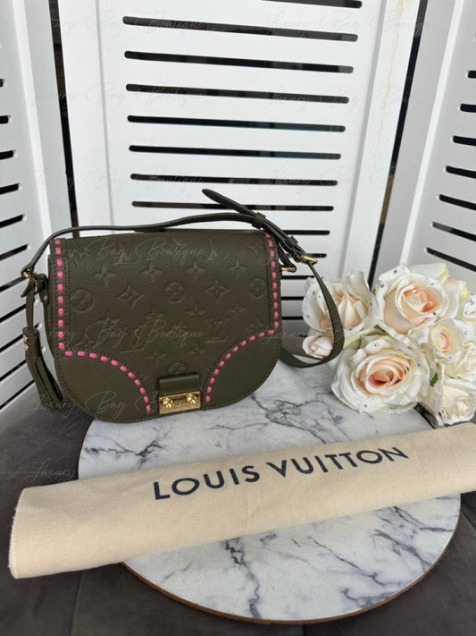 Louis Vuitton Juno Khaki