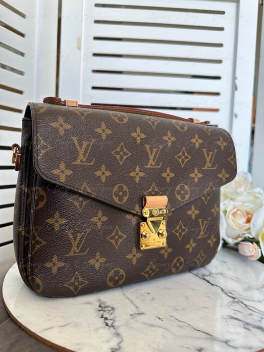 Louis Vuitton Pochette Metis Monogram