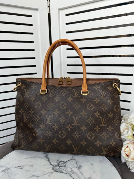 Louis Vuitton Pallas MM