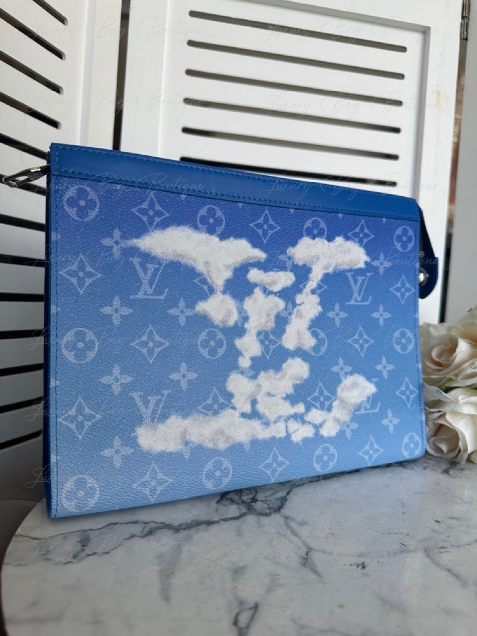Louis Vuitton Clouds Pochette Voyage MM A4