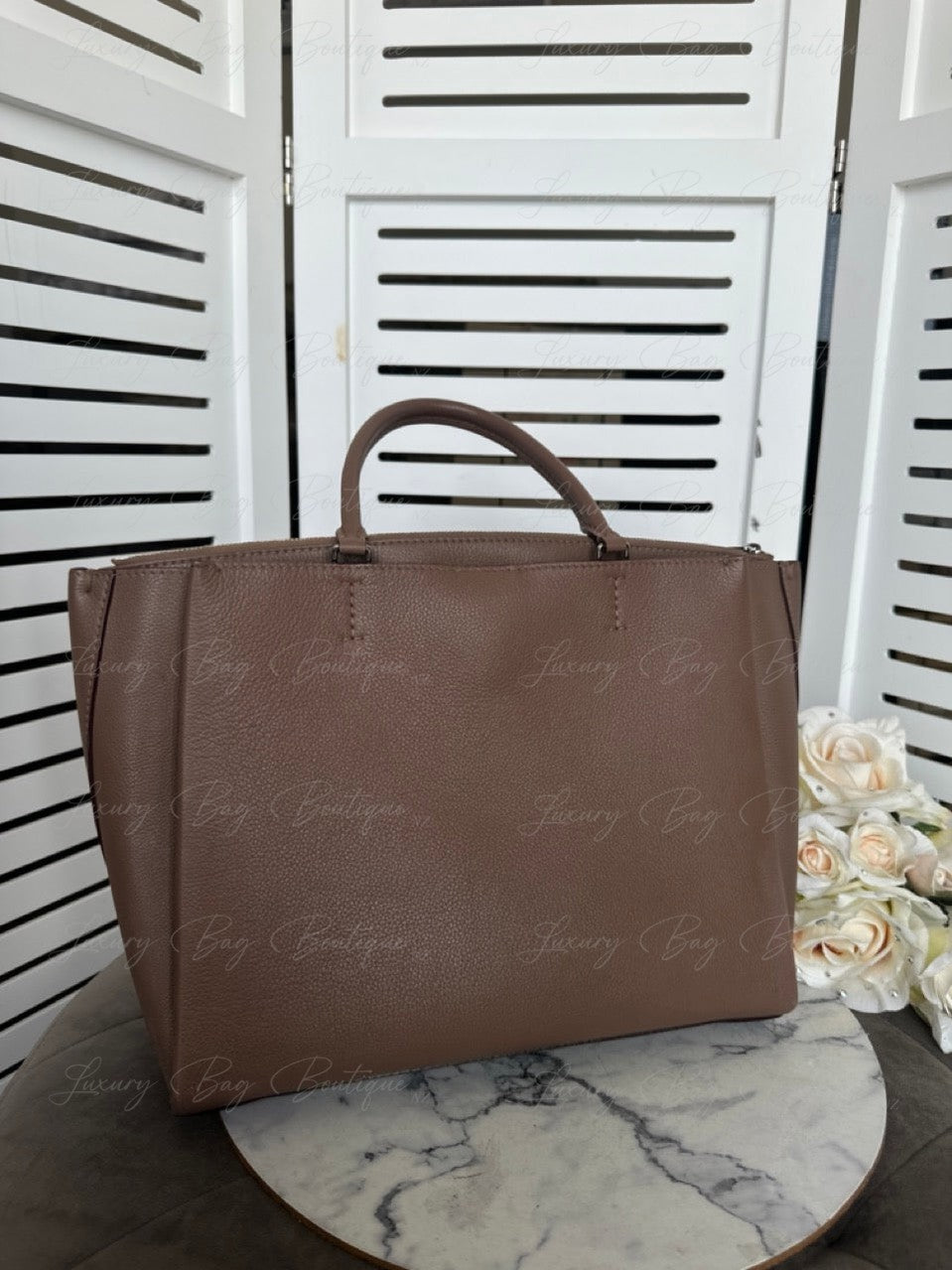 Louis Vuitton Lockmeto Tote Glacé