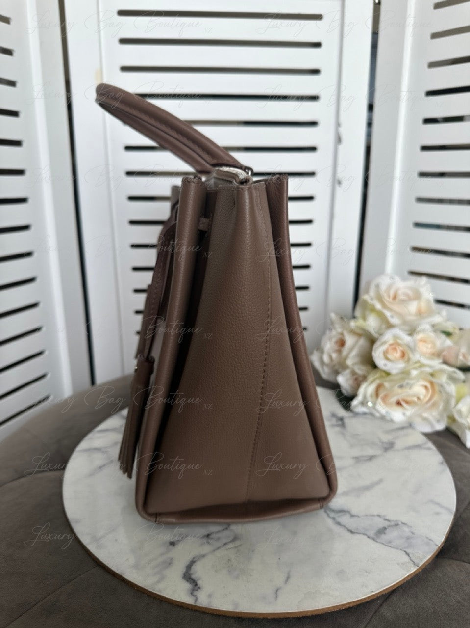 Louis Vuitton Lockmeto Tote Glacé