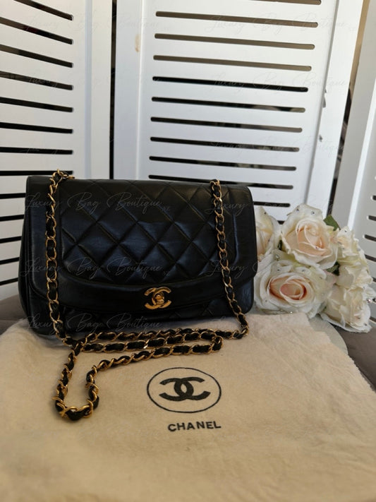 Chanel Vintage Diana Medium 24K GHW