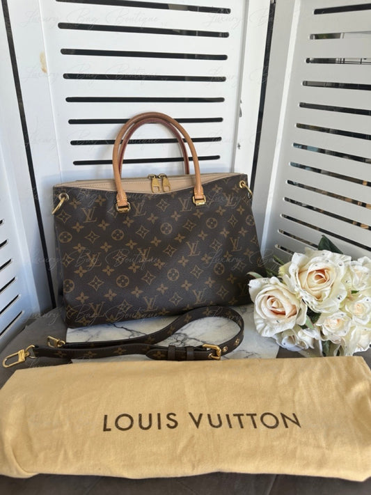 Louis Vuitton Pallas MM